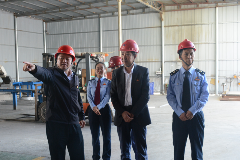 西寧市稅務(wù)局黨委書記、局長劉興華蒞臨 青海物產(chǎn)工業(yè)投資有限公司調(diào)研