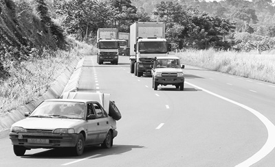搭中國快車，促非洲發(fā)展